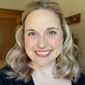 Kristina Rowe headshot