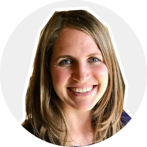Dr. Kelly Mills headshot